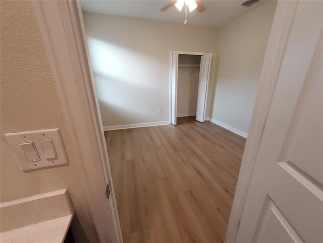 Building Photo - 725 Simone Ct