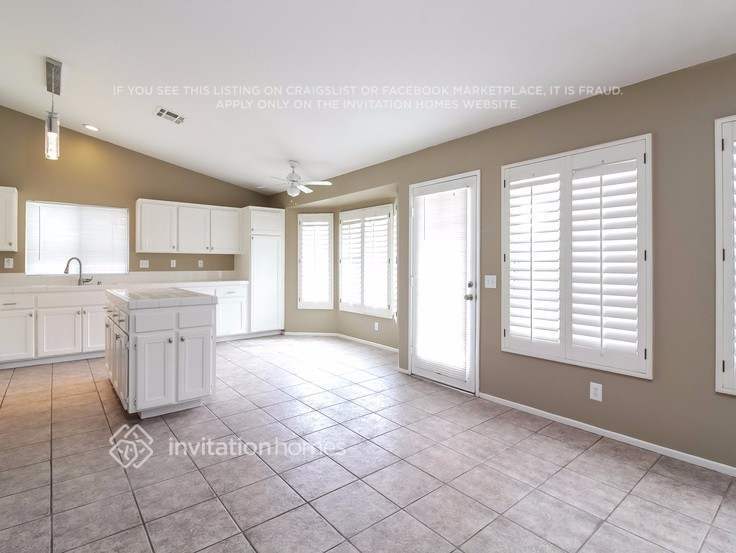 Building Photo - 32538 Cedar Spring Ct