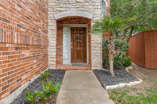Building Photo - 18747 Gibbons Dr