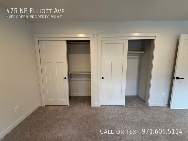 Building Photo - 475 NE Elliott Ave
