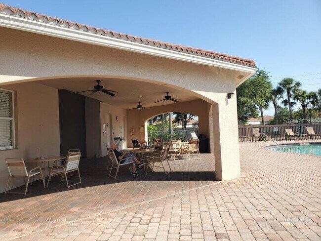 Building Photo - 3648 Pebble Terrace