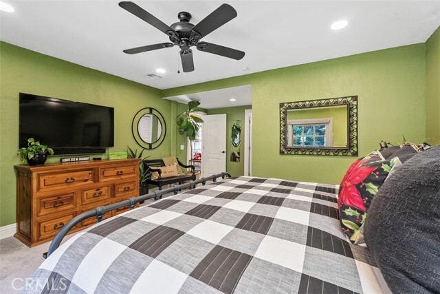 Building Photo - 2621 Via Cascadita