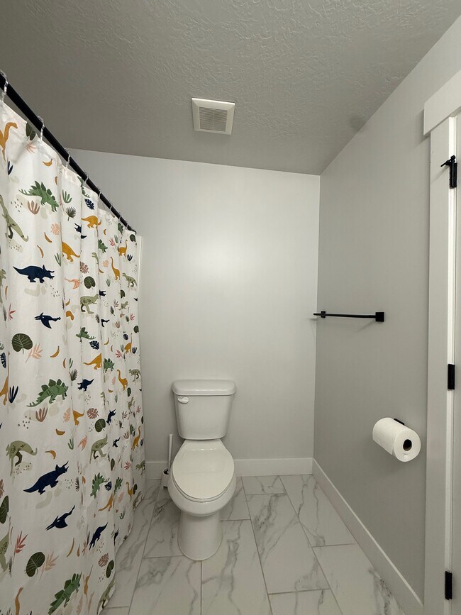 Building Photo - 4239 W 1960 N