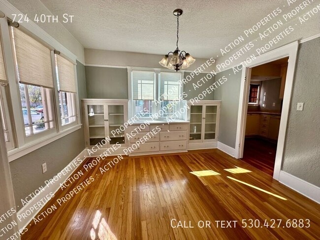 Building Photo - 724 40th St