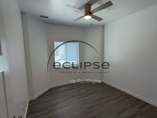 Building Photo - 149 Buena Vista Dr