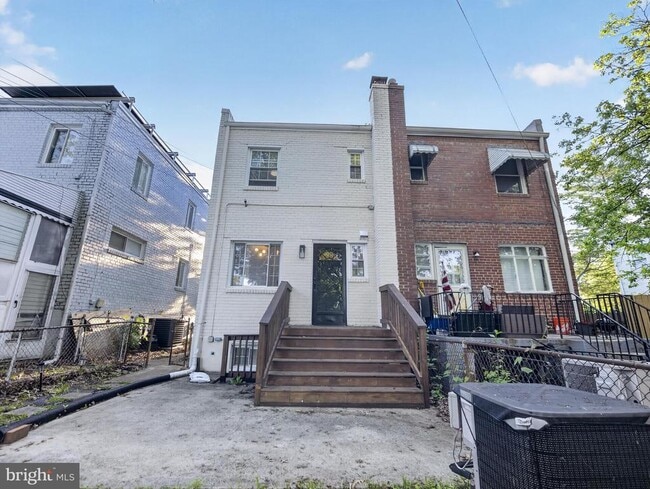 Building Photo - 4334 Martin Luther King Jr Ave SW