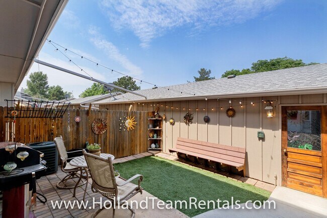 Building Photo - Two Master Suites + Basement 3rd Bedroom