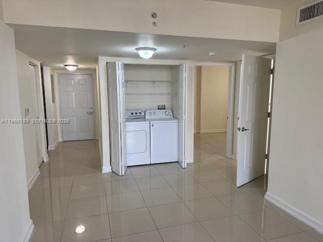 Building Photo - 420 SW 12th Ave