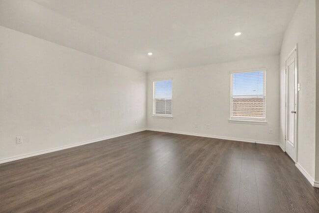 Building Photo - 505 Banner Ave