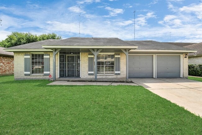 Building Photo - 17035 Quail Bend Dr