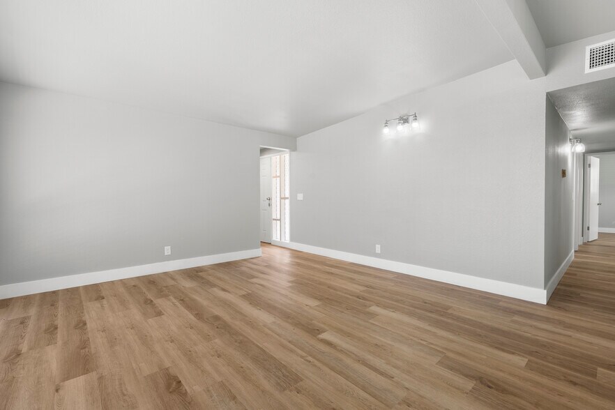 Building Photo - 2714 64th St
