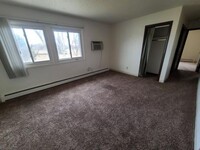 Building Photo - 2 bedroom in Billings MT 59102