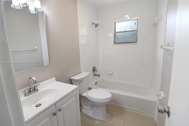 Building Photo - 5654 Papaya Rd