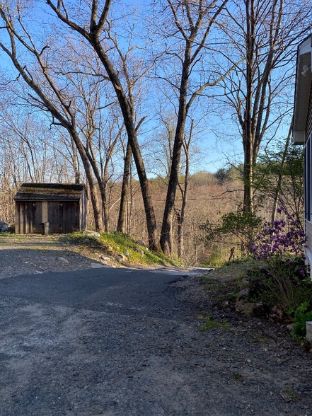 Building Photo - 99 Bahre Corner Rd