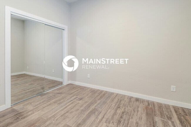Building Photo - 3 Bedroom Pet-Friendly Home in Oklahoma City, OK with Main Street Renewal