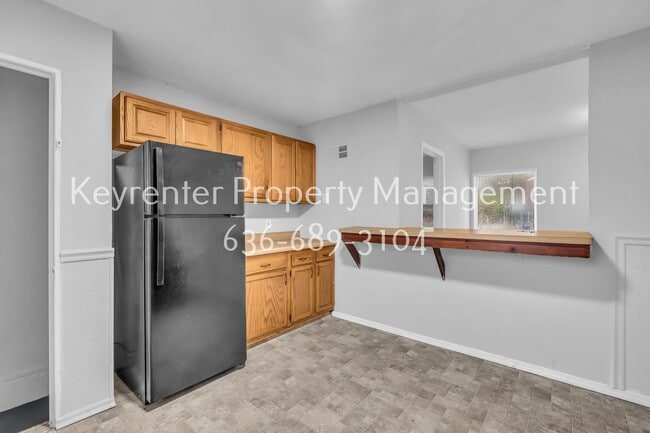 Building Photo - COMING SOON - Charming 3-Bedroom Home with Spacious Yard in North St. Louis County