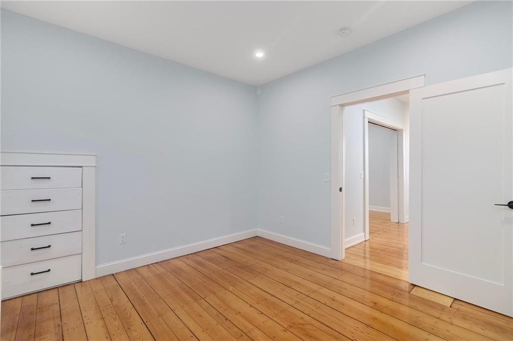 Building Photo - 43 E George St