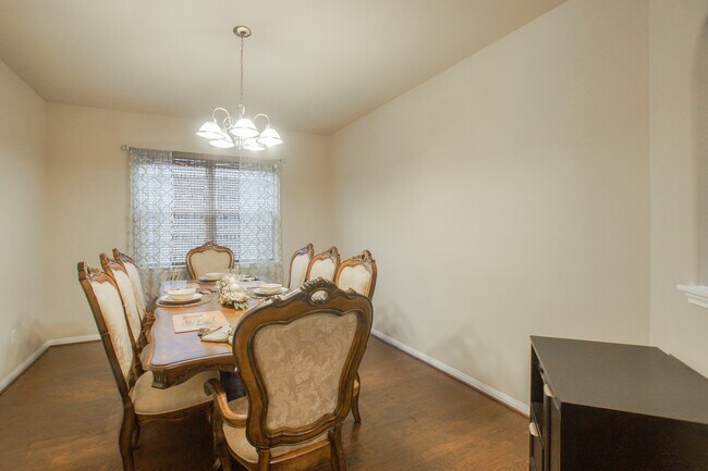 Building Photo - 111 Pheasant Run Dr