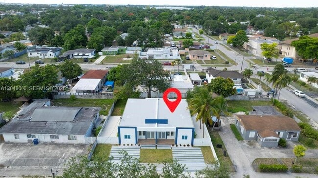 Building Photo - 2419 NW 97th St
