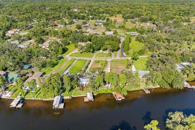 Building Photo - 11202 Winn Rd