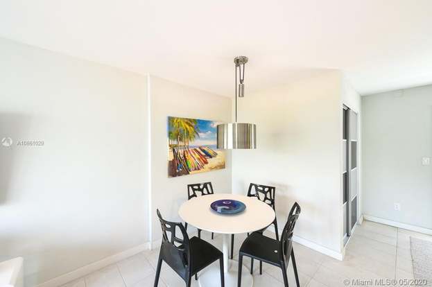 Building Photo - 1357 Collins Ave