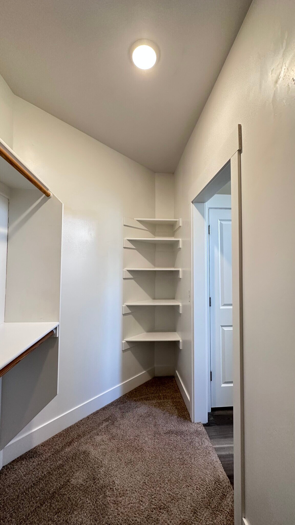 Building Photo - 2830 Blackwood