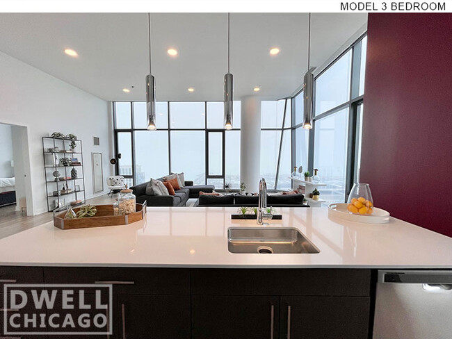 The most stunning south loop views - 1315 S Michigan Ave