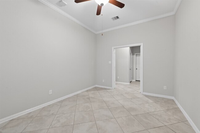 Building Photo - 134 S Bearkat Ct