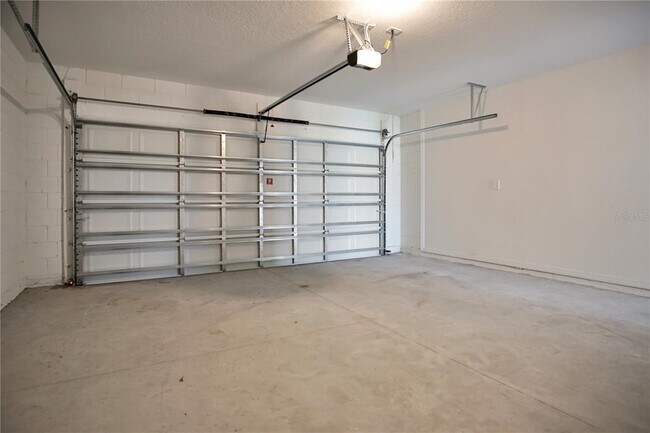 Building Photo - 879 Sand Sea Pl