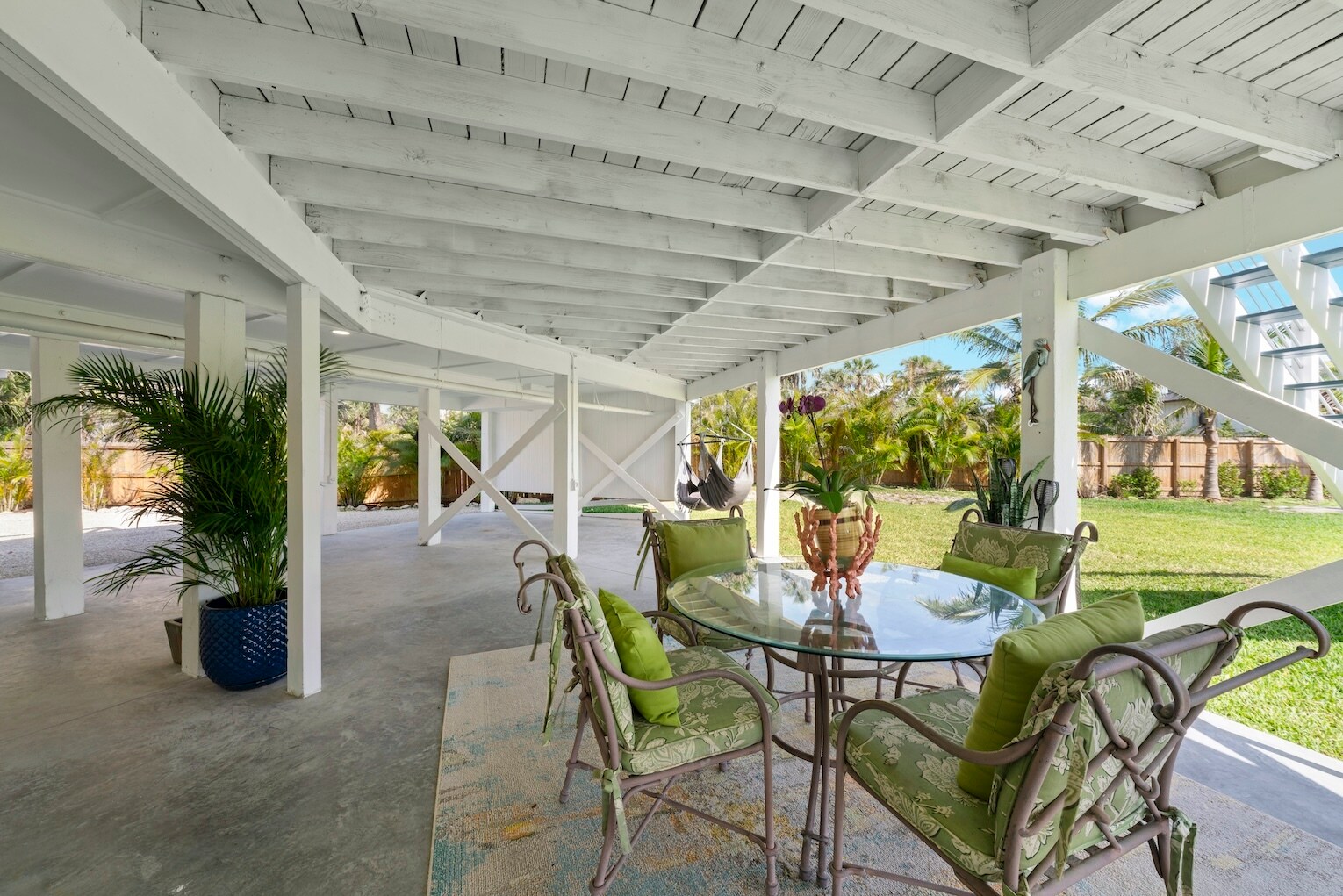 Building Photo - 6093 Henderson Rd