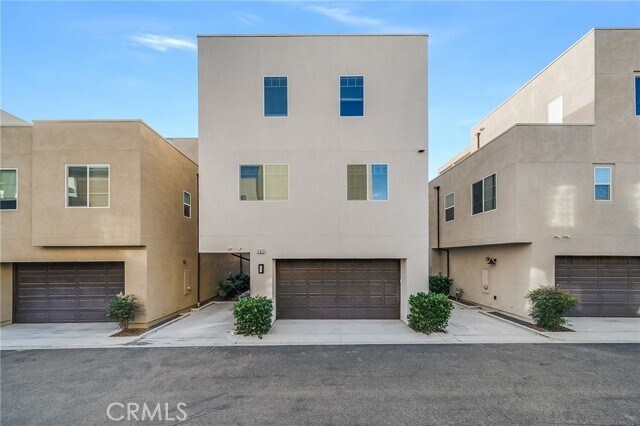 Building Photo - 582 Cultivate