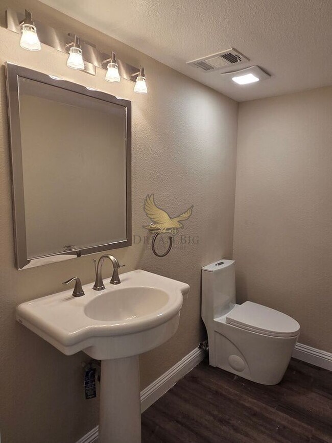 Building Photo - 6845 Coley Ave