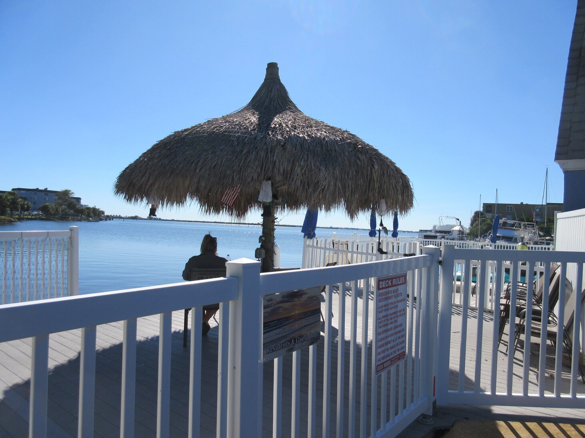 Building Photo - 390 W Cocoa Beach Cswy