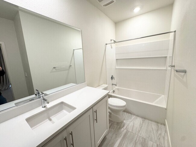 Building Photo - Perfect Shape Dublin Home in The Boulevard...