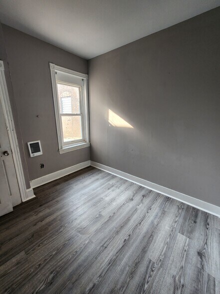 Building Photo - 3333 N Bouvier St