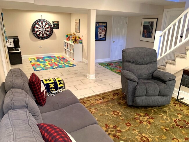 Building Photo - 8717 Karlov Ave