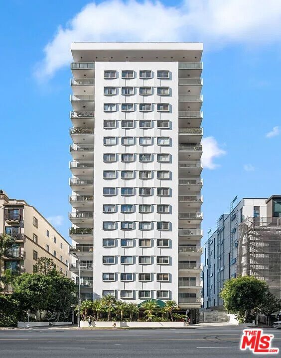 Building Photo - 10787 Wilshire Blvd