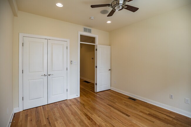 Building Photo - 1619 Ogden St