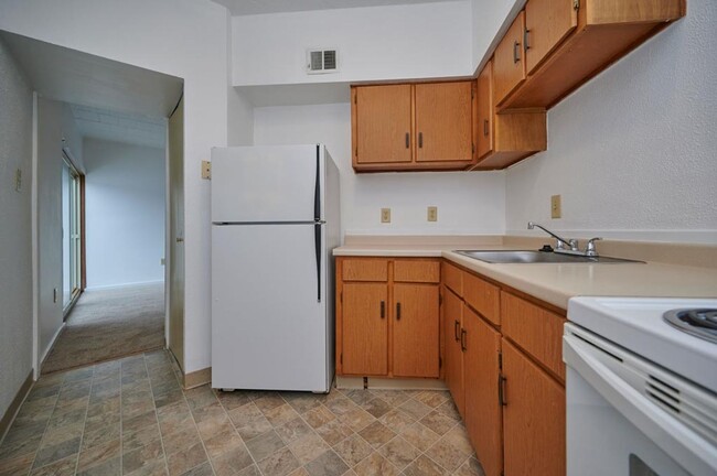 Interior Photo - Summit Apartments - Latrobe, PA