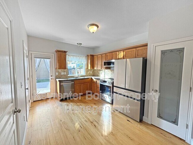 Building Photo - 2109 N 34th St