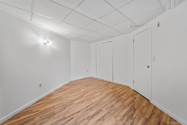 Building Photo - 33 William St