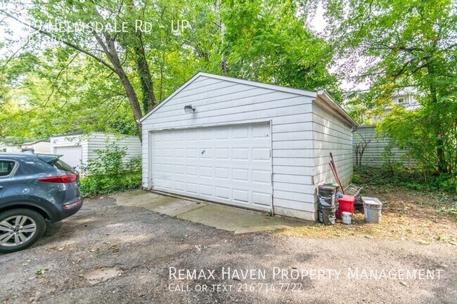 Building Photo - 919 Helmsdale Rd