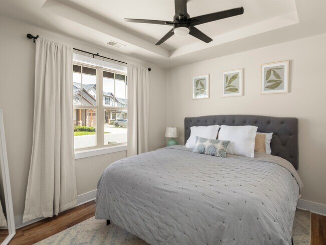 Building Photo - 84 Cardwell Ln