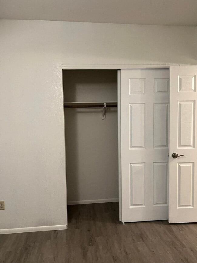 Building Photo - Calle Norlo