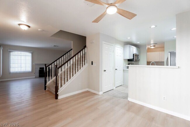 Building Photo - 8217 Diamond Star Ct