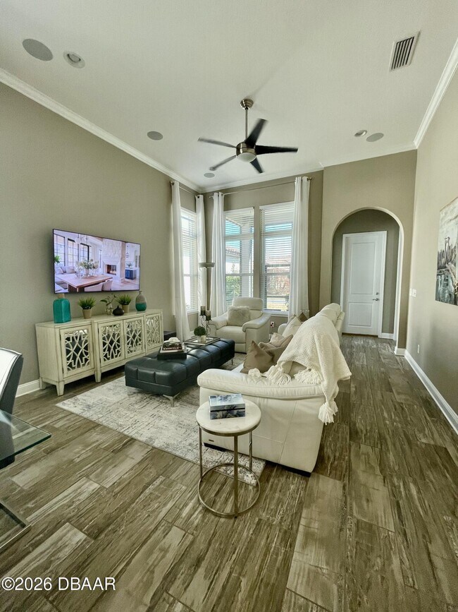 Building Photo - 71 Pienza Ave