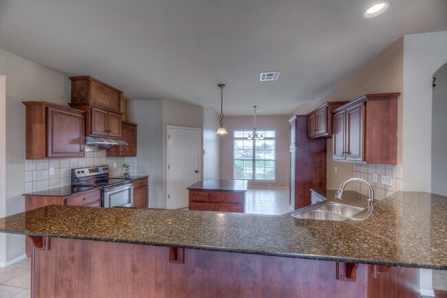 Building Photo - 1501 W Birmingham St