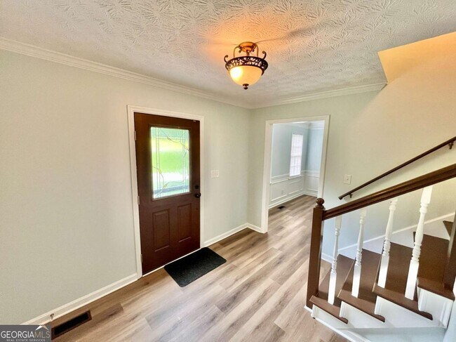 Building Photo - 93 Radford Cir SW