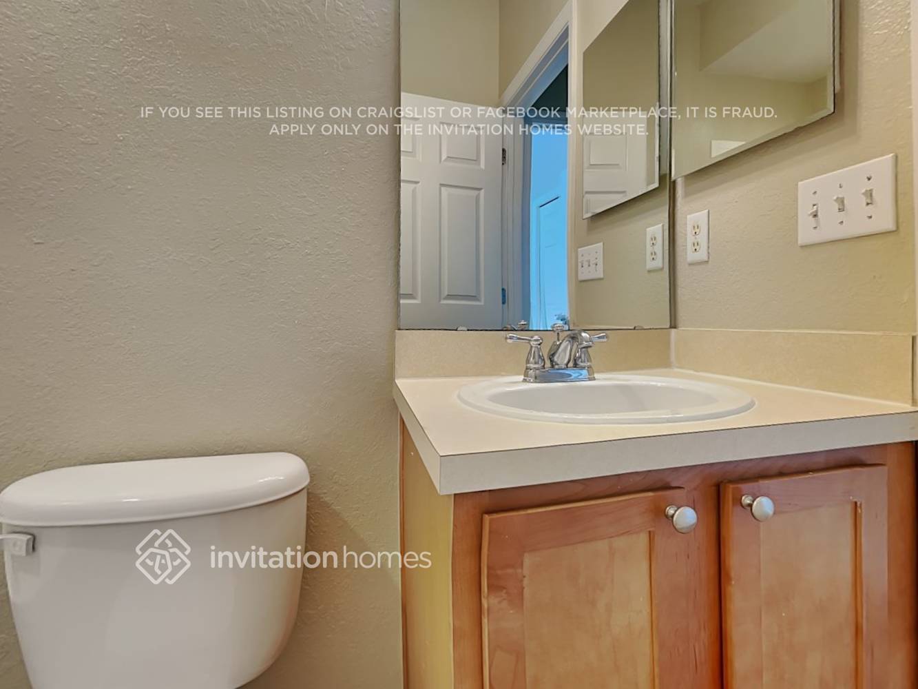 Building Photo - 1970 Golden Meadow Way