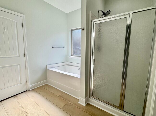 Building Photo - 902 Cocobolo Dr